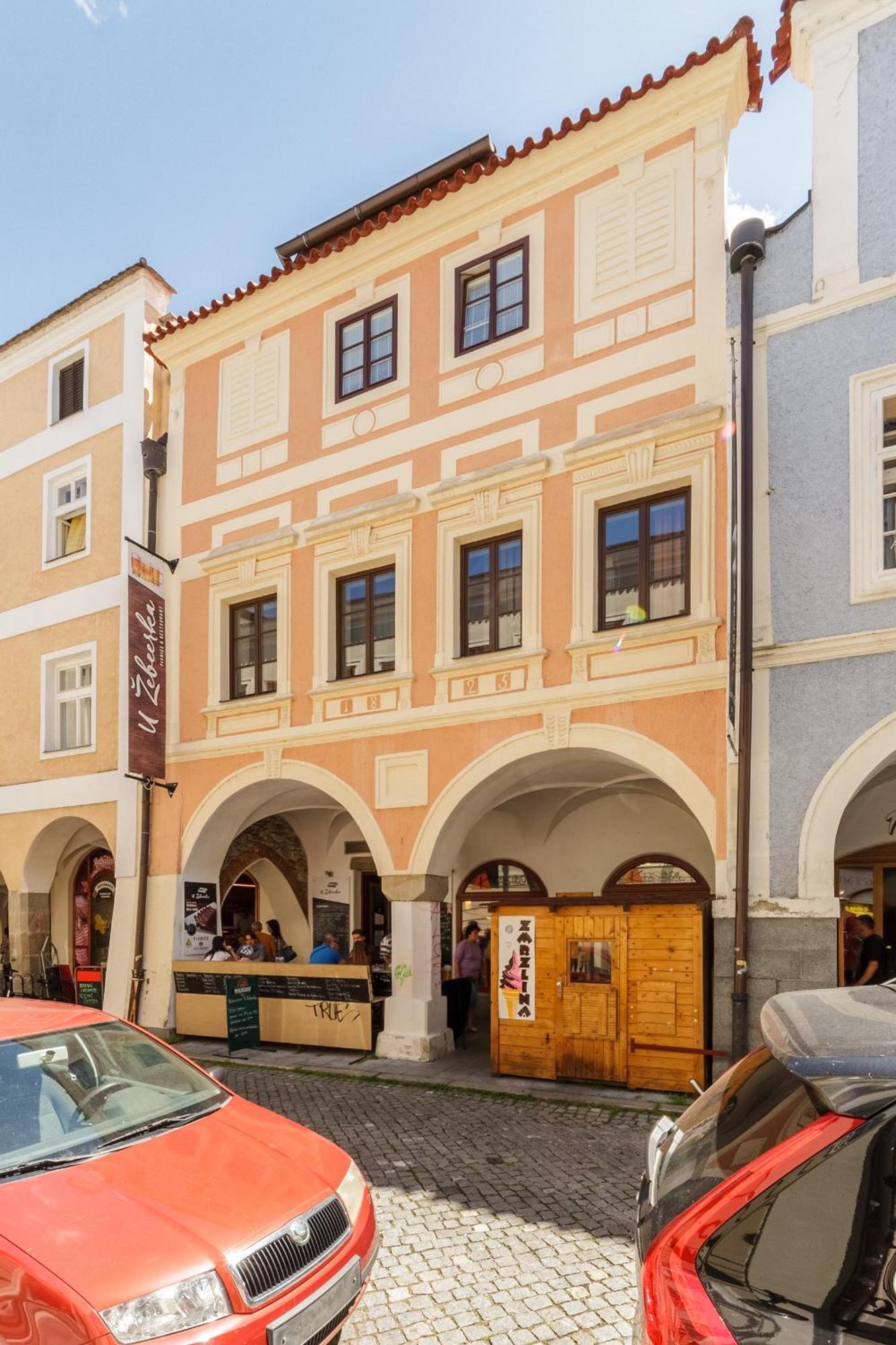Old Town Charles Apartments Ceske Budejovice Exterior foto