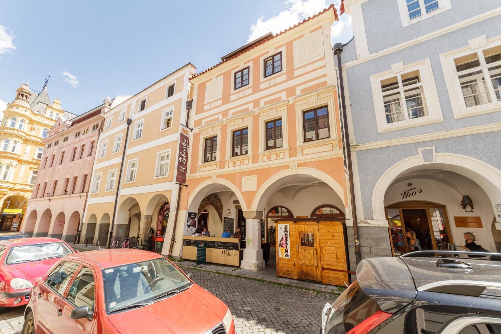 Old Town Charles Apartments Ceske Budejovice Exterior foto
